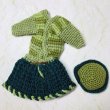 画像3: ジェニーちゃん等27cm相当ドールsize『レース編み緑のお帽子とスカートのセット』 (3)