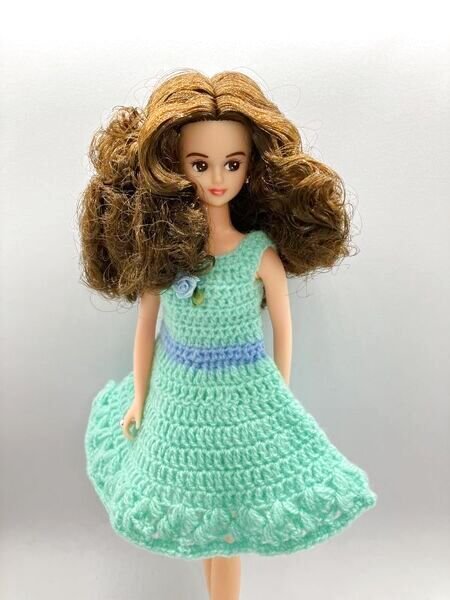 画像3: 『エメラルドグリーンのニットワンピース』27cmドールやネオブライス相当又はリカちゃん 相当size (3)