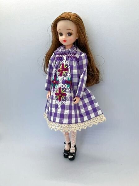 画像3: リカちゃん相当size【紫色チェックのスモッキング刺繍ワンピース】 (3)