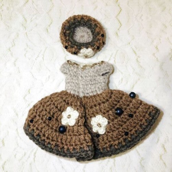 画像4: 花布糸様制作毛糸編み【 タピオカミルクティーワンピース&ハット　】リカちゃん相当size (4)