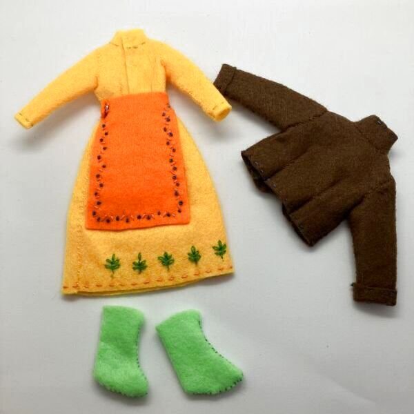 画像3: リカちゃん相当size民族衣装ワンピースとエプロン、ブーツとコートのフルセット花布糸様製作 (3)
