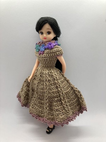 画像3: リカちゃん相当サイズ『オリーブグレーのロングドレス』ニット編み (3)