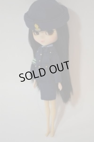 ※お人形はつきません。