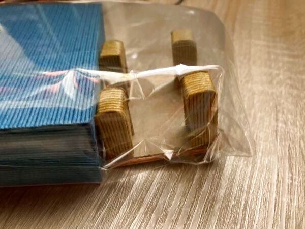 画像3: ミニチュア家具『1/12スケール又は1/6スケール小さな観葉植物とディスプレイ棚とテーブルのセット(ブルー)』 (3)