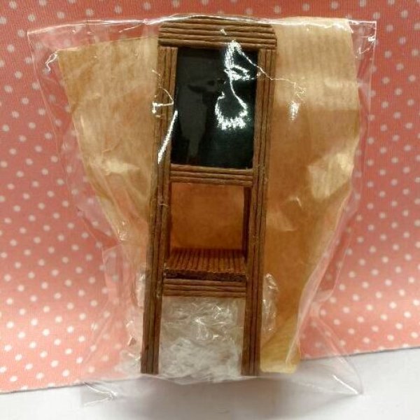 画像2:  1/12スケール又は1/6スケールサイズ看板イーゼル (2)