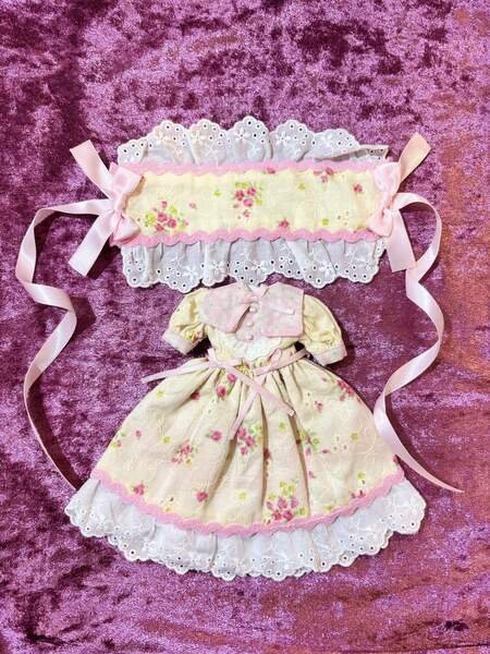 画像2: ネオブライスサイズ『甘ロリィタワンピースとヘッドドレスセット白系フラワー』 (2)