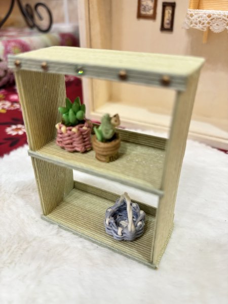 画像4: ミニチュア家具『1/12スケールオープンシェルフと多肉植物と.バスケットのセット』 (4)