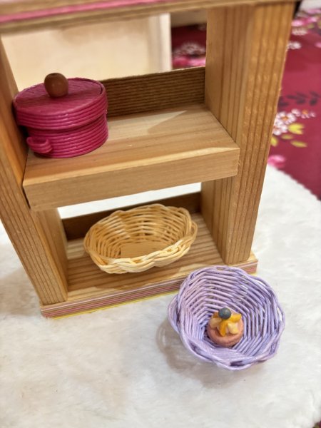 画像4: ミニチュア家具『1/6または1/12スケールオープンシェルフと鍋.スイーツ.バスケットのセット』 (4)