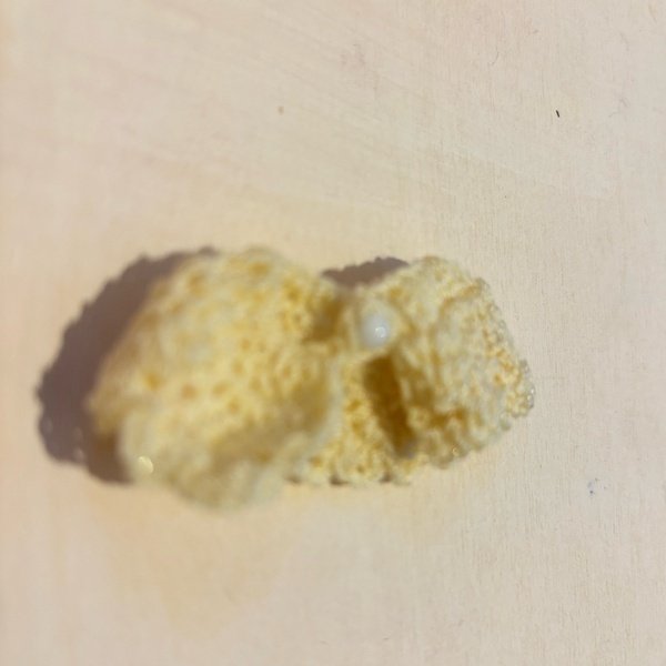 画像2: リカちゃん等1/6相当ドールサイズティペット『ライトイエローのレース編み』 (2)