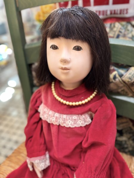 画像2: 昭和時代の市松人形『赤い別珍のワンピース』人毛　経年劣化有56cm (2)