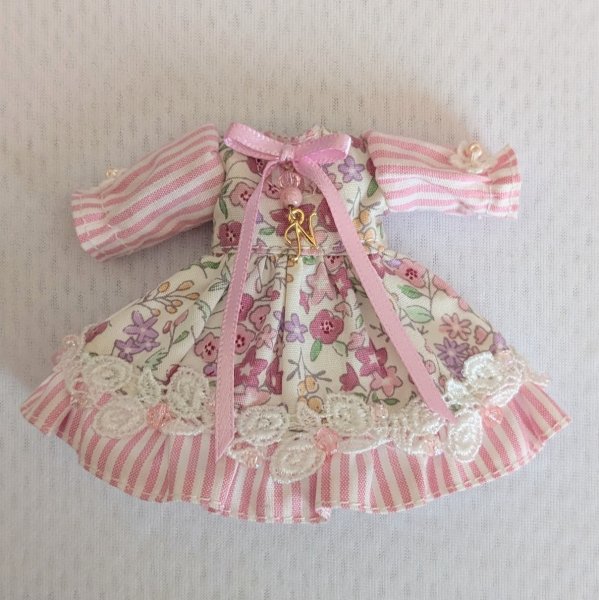 画像3: 【SALE】オビツ11ねんどろいどどーる共用サイズ  長袖ワンピースドレス『ストライプピンク』 (3)